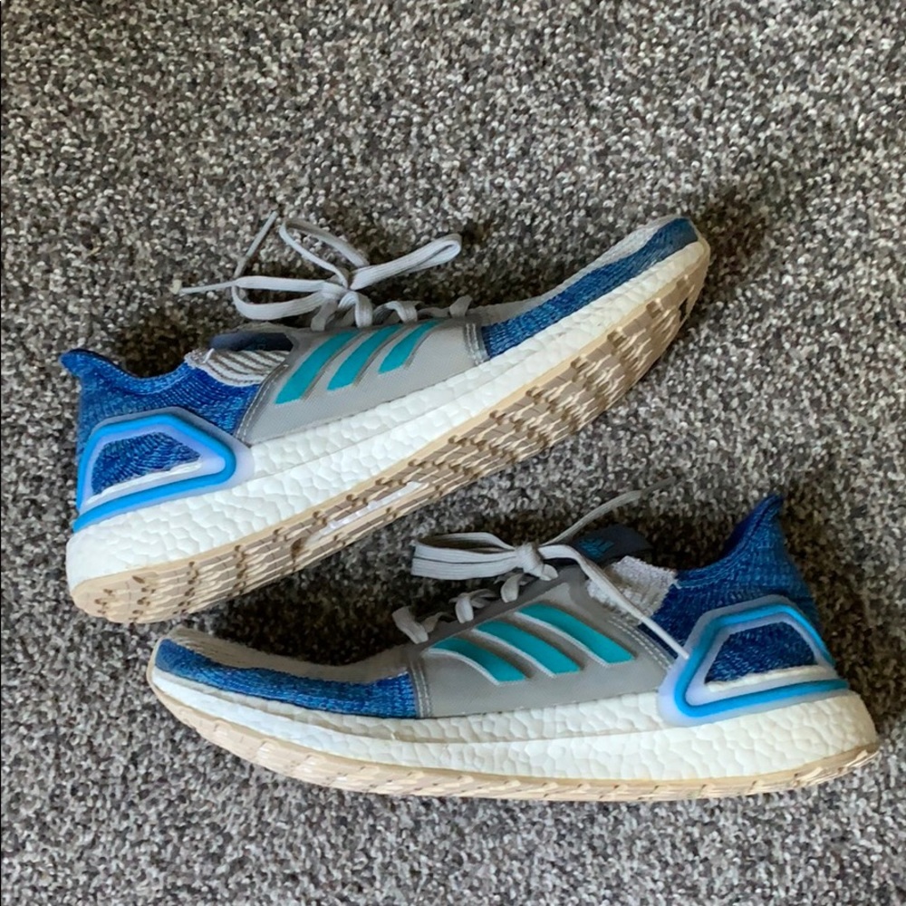 Adidas Ultraboost ‘19 - ‘Shock Cyan’